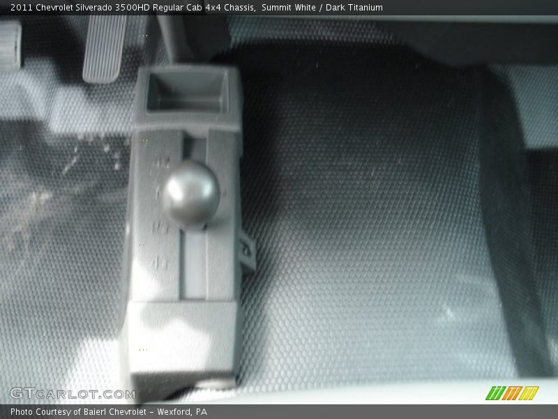 Summit White / Dark Titanium 2011 Chevrolet Silverado 3500HD Regular Cab 4x4 Chassis