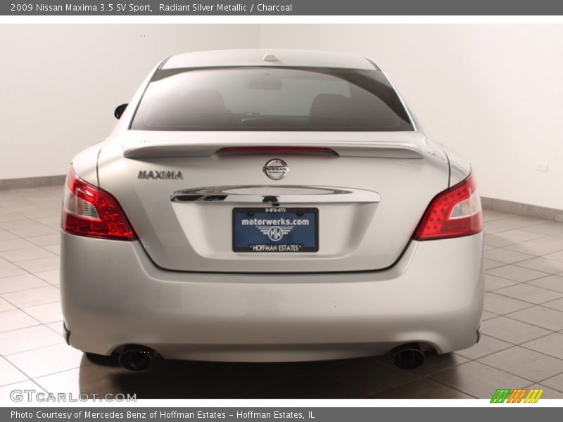 Radiant Silver Metallic / Charcoal 2009 Nissan Maxima 3.5 SV Sport