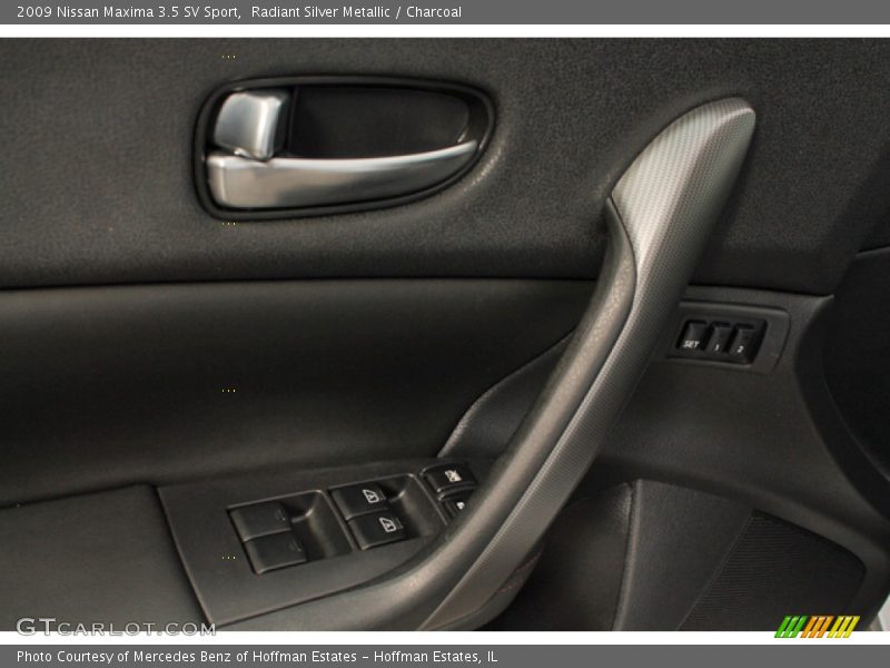 Radiant Silver Metallic / Charcoal 2009 Nissan Maxima 3.5 SV Sport