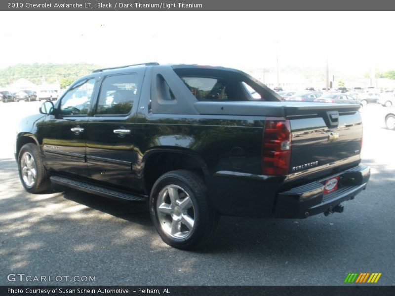 Black / Dark Titanium/Light Titanium 2010 Chevrolet Avalanche LT