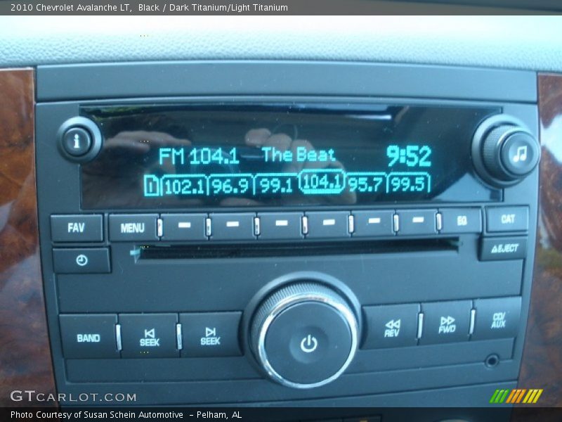 Black / Dark Titanium/Light Titanium 2010 Chevrolet Avalanche LT