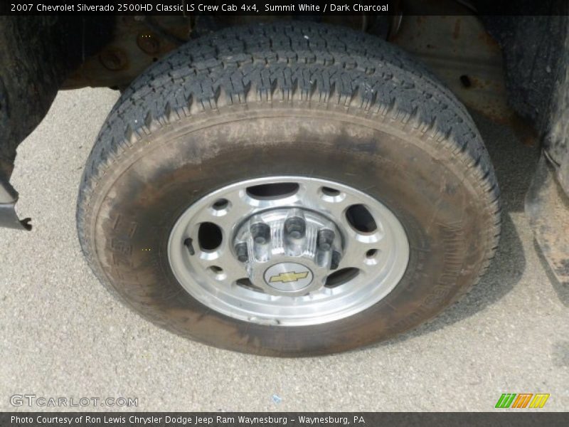 Summit White / Dark Charcoal 2007 Chevrolet Silverado 2500HD Classic LS Crew Cab 4x4