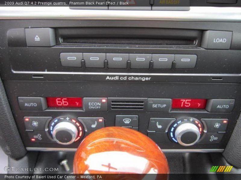 Phantom Black Pearl Effect / Black 2009 Audi Q7 4.2 Prestige quattro