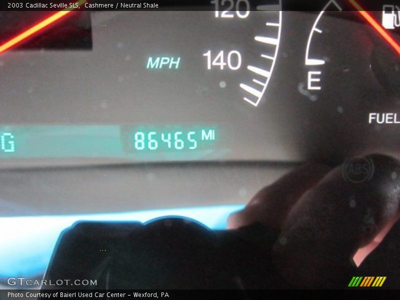 Cashmere / Neutral Shale 2003 Cadillac Seville SLS