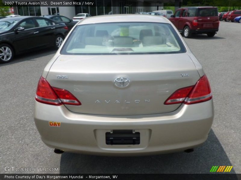 Desert Sand Mica / Ivory 2007 Toyota Avalon XLS