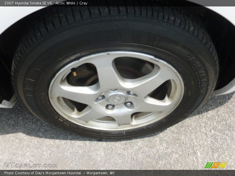 Arctic White / Gray 2007 Hyundai Sonata SE V6