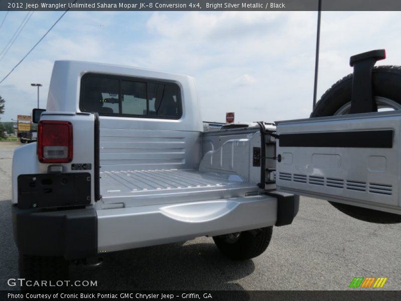  2012 Wrangler Unlimited Sahara Mopar JK-8 Conversion 4x4 Bright Silver Metallic