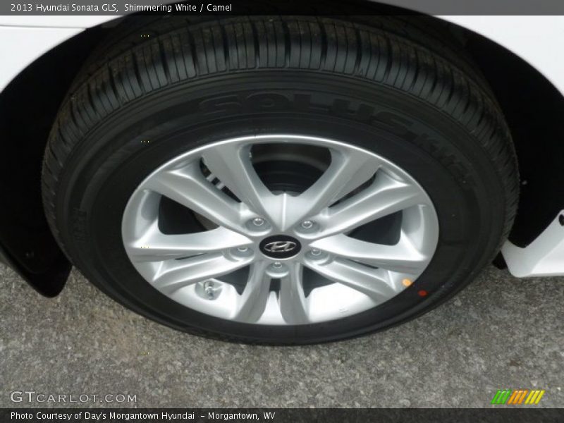 Shimmering White / Camel 2013 Hyundai Sonata GLS