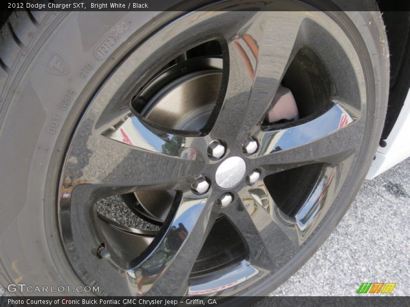 Bright White / Black 2012 Dodge Charger SXT