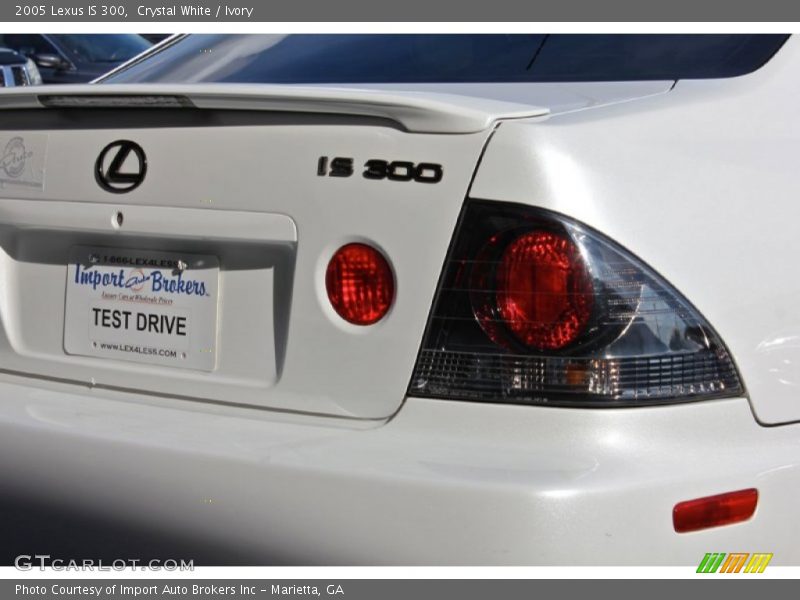 Crystal White / Ivory 2005 Lexus IS 300