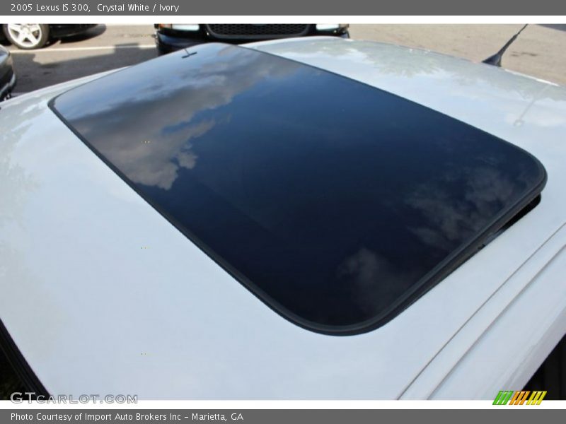 Crystal White / Ivory 2005 Lexus IS 300
