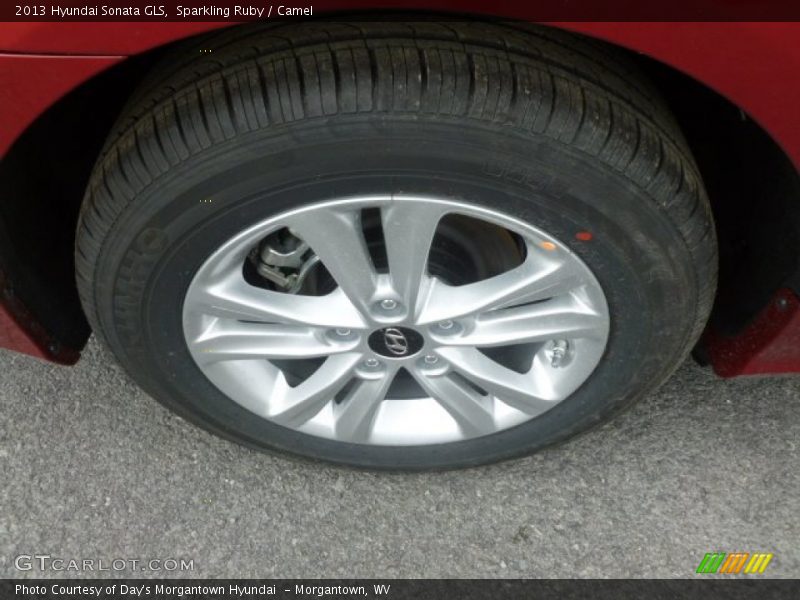 Sparkling Ruby / Camel 2013 Hyundai Sonata GLS