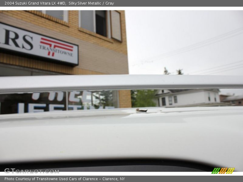 Silky Silver Metallic / Gray 2004 Suzuki Grand Vitara LX 4WD