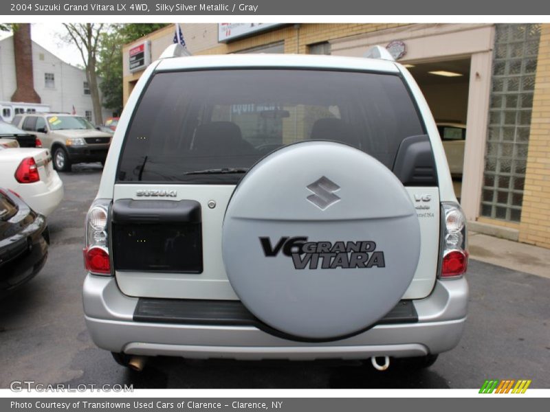 Silky Silver Metallic / Gray 2004 Suzuki Grand Vitara LX 4WD