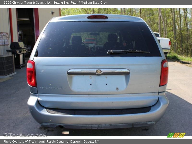 Butane Blue Pearl / Medium Slate Gray 2006 Chrysler Town & Country LX