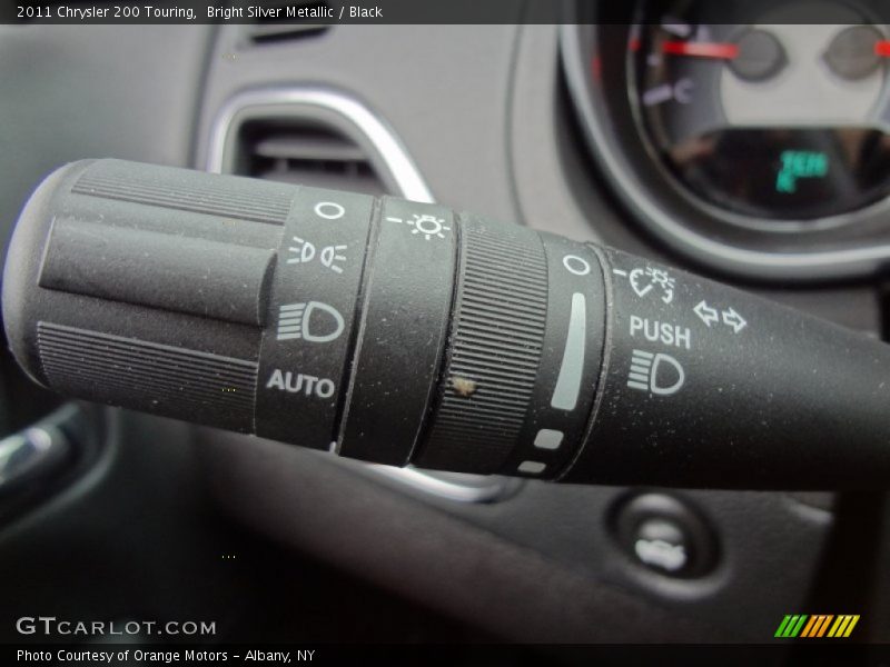 Bright Silver Metallic / Black 2011 Chrysler 200 Touring