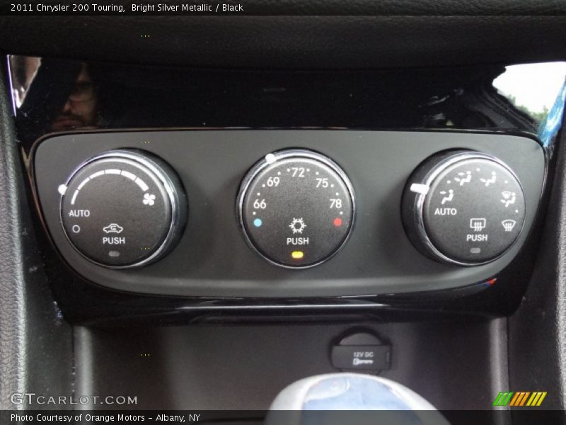 Bright Silver Metallic / Black 2011 Chrysler 200 Touring