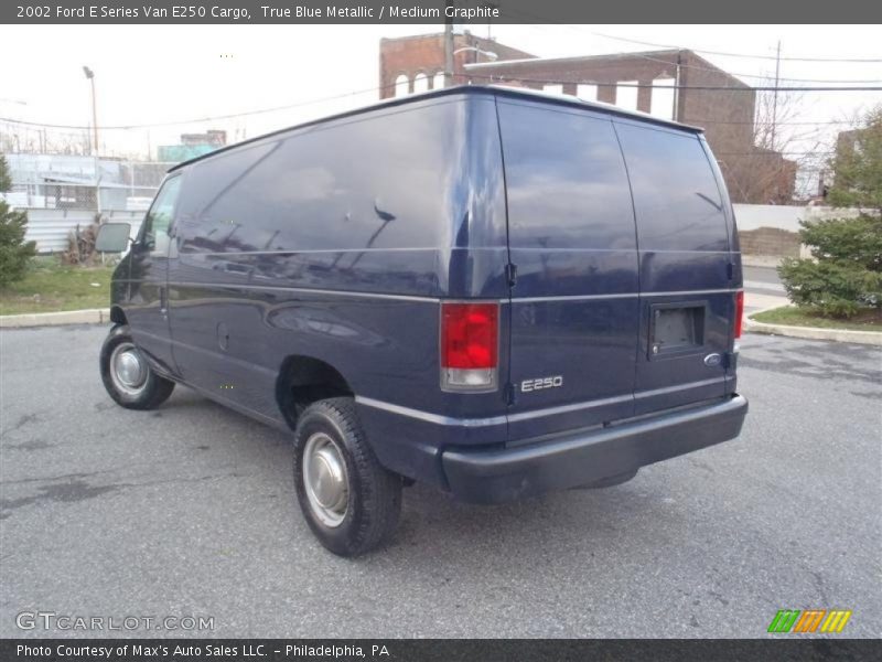 True Blue Metallic / Medium Graphite 2002 Ford E Series Van E250 Cargo
