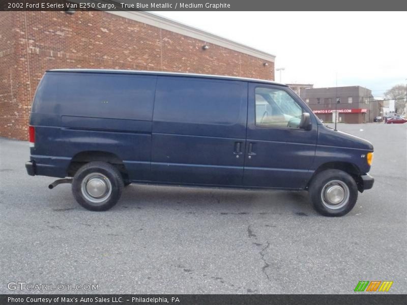 True Blue Metallic / Medium Graphite 2002 Ford E Series Van E250 Cargo