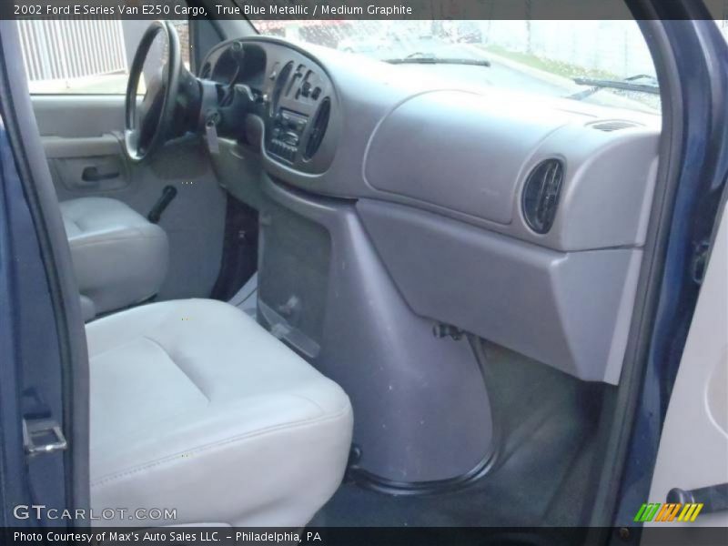True Blue Metallic / Medium Graphite 2002 Ford E Series Van E250 Cargo