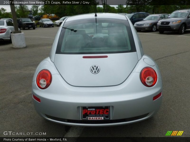 Reflex Silver / Grey 2007 Volkswagen New Beetle 2.5 Coupe