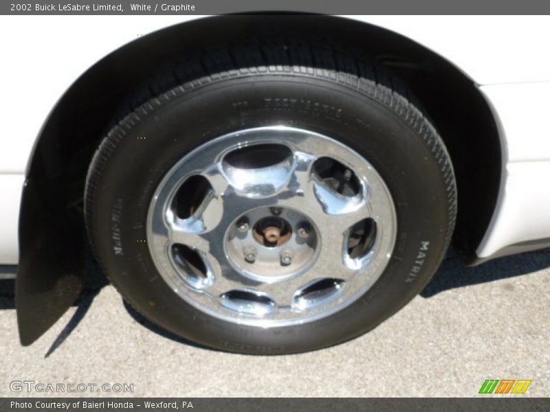 White / Graphite 2002 Buick LeSabre Limited