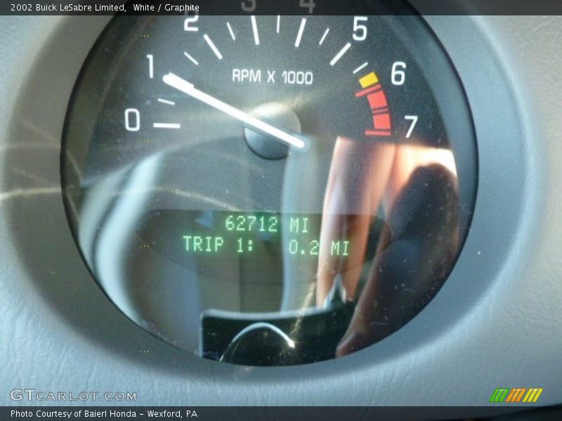 White / Graphite 2002 Buick LeSabre Limited