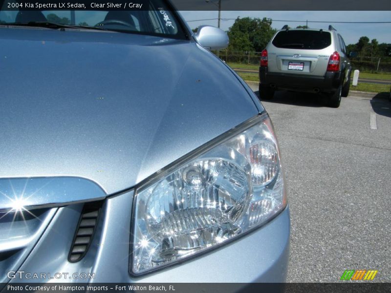 Clear Silver / Gray 2004 Kia Spectra LX Sedan