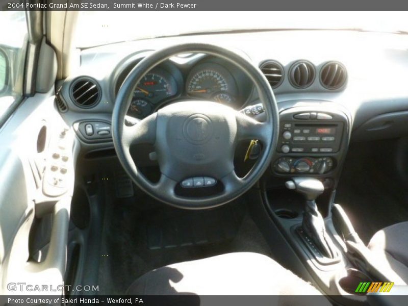 Summit White / Dark Pewter 2004 Pontiac Grand Am SE Sedan
