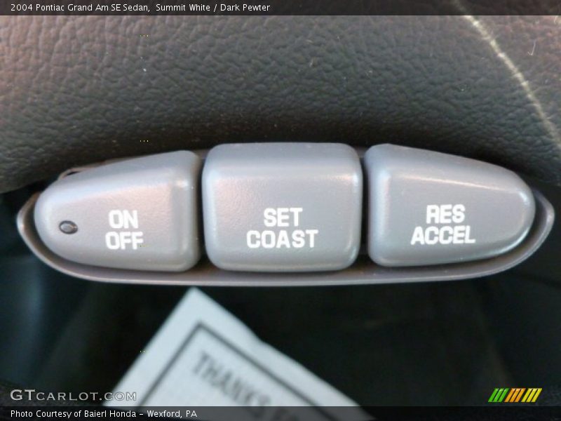 Summit White / Dark Pewter 2004 Pontiac Grand Am SE Sedan