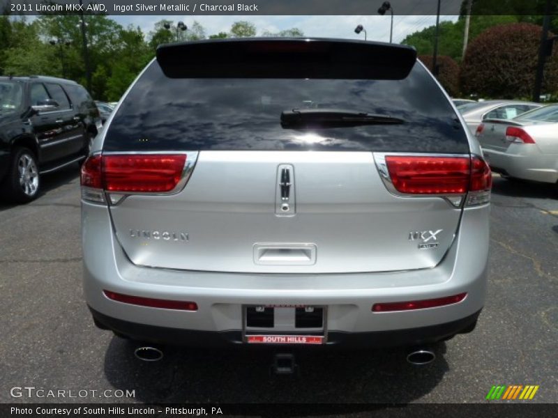Ingot Silver Metallic / Charcoal Black 2011 Lincoln MKX AWD