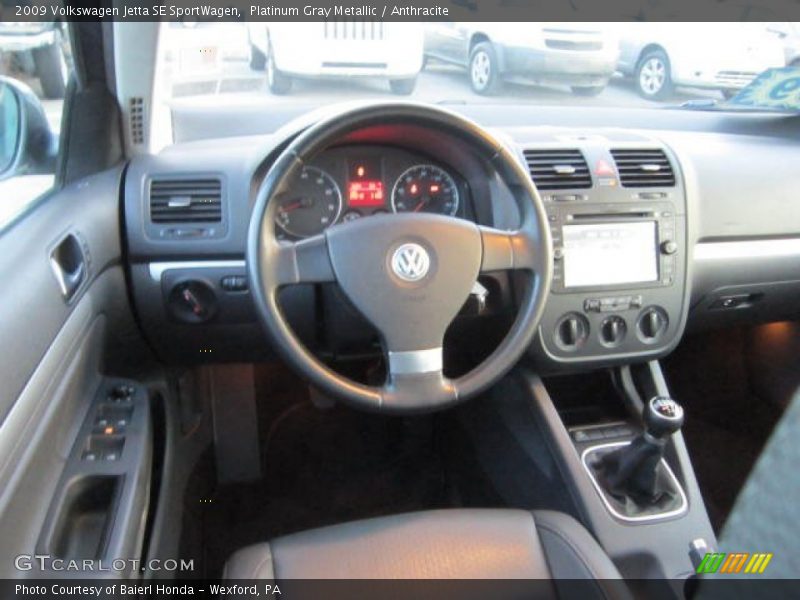 Platinum Gray Metallic / Anthracite 2009 Volkswagen Jetta SE SportWagen