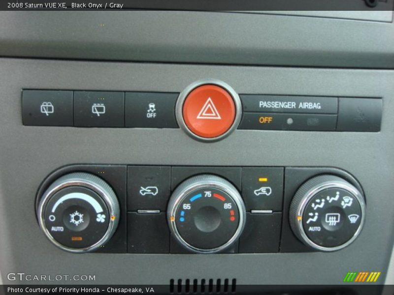 Black Onyx / Gray 2008 Saturn VUE XE