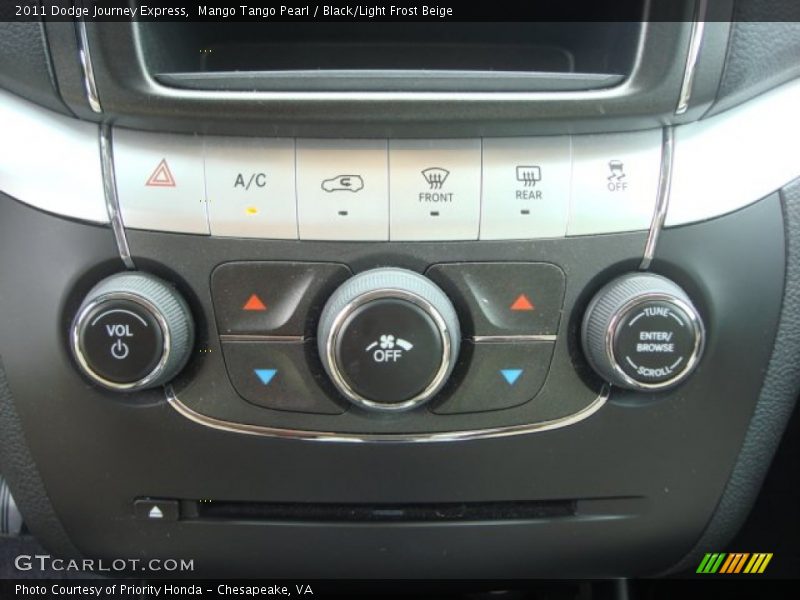 Mango Tango Pearl / Black/Light Frost Beige 2011 Dodge Journey Express