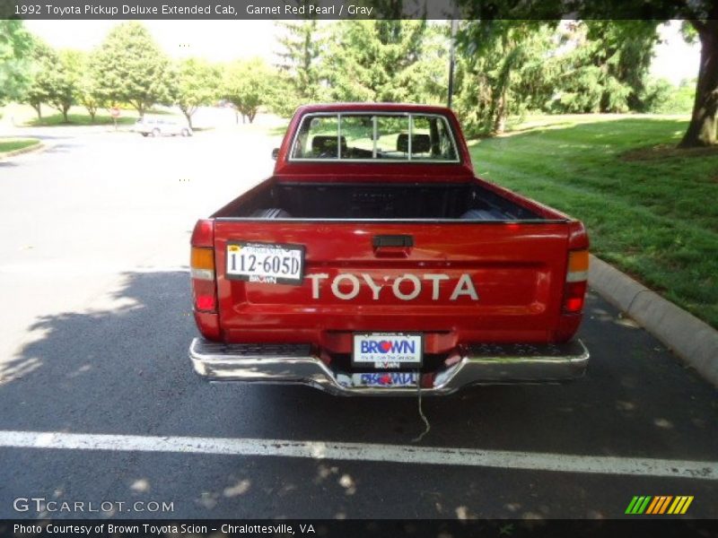 Garnet Red Pearl / Gray 1992 Toyota Pickup Deluxe Extended Cab