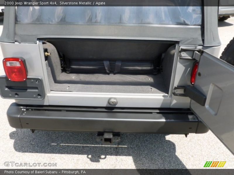 Silverstone Metallic / Agate 2000 Jeep Wrangler Sport 4x4