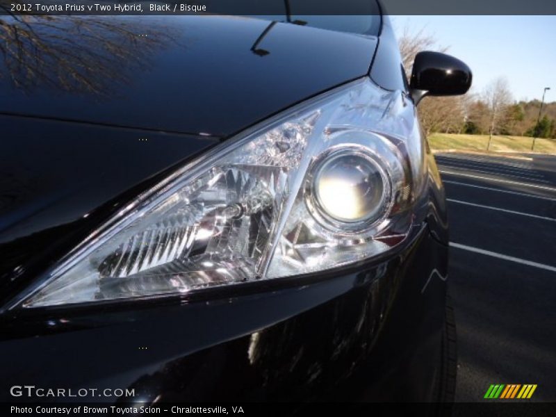 Black / Bisque 2012 Toyota Prius v Two Hybrid