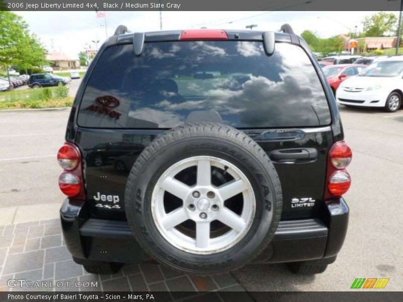 Black / Medium Slate Gray 2006 Jeep Liberty Limited 4x4