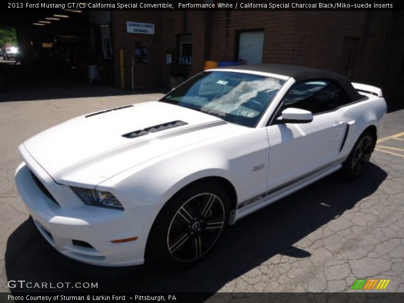 Front 3/4 View of 2013 Mustang GT/CS California Special Convertible