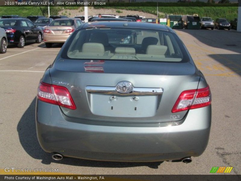 Aloe Green Metallic / Bisque 2010 Toyota Camry XLE V6