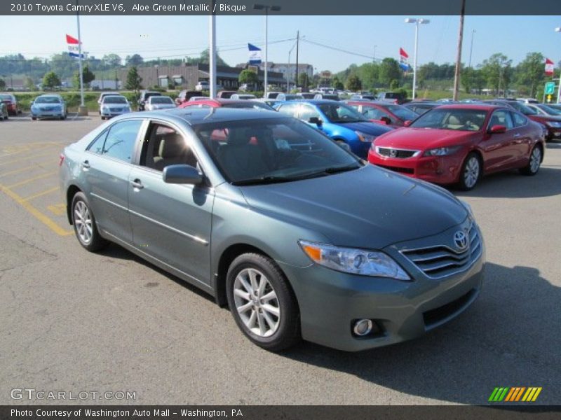 Aloe Green Metallic / Bisque 2010 Toyota Camry XLE V6