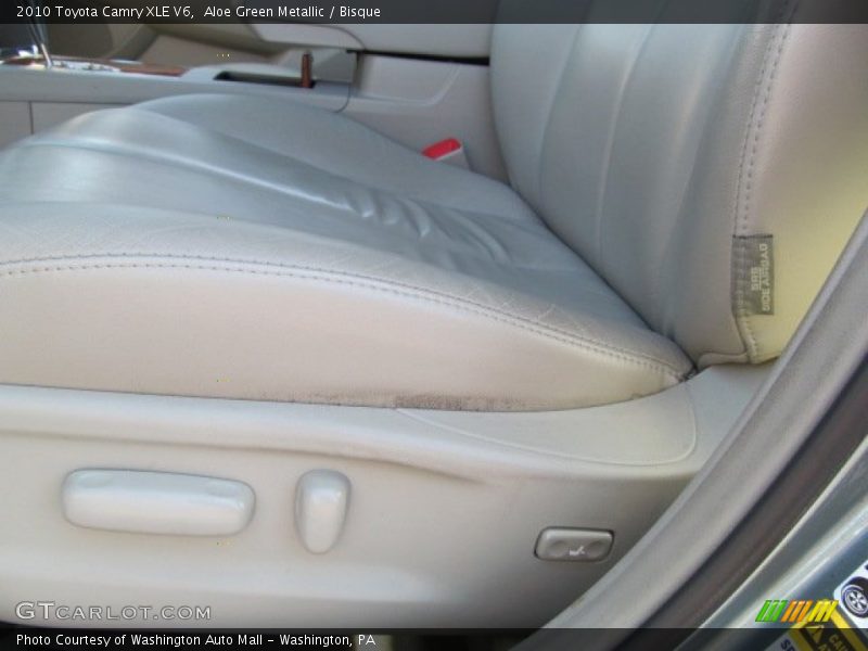 Aloe Green Metallic / Bisque 2010 Toyota Camry XLE V6