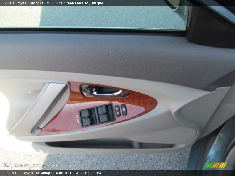 Aloe Green Metallic / Bisque 2010 Toyota Camry XLE V6