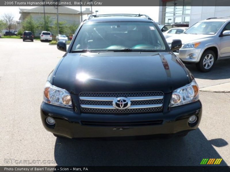 Black / Ash Gray 2006 Toyota Highlander Hybrid Limited