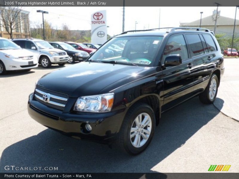 Black / Ash Gray 2006 Toyota Highlander Hybrid Limited