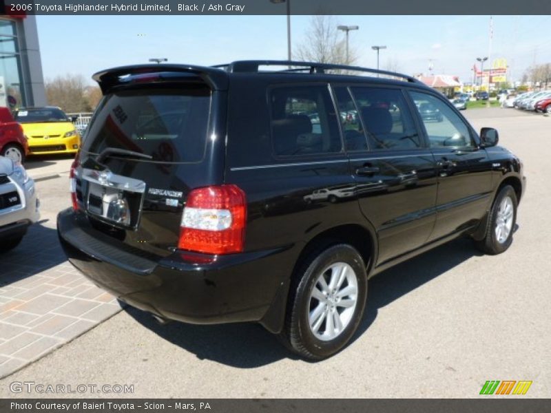Black / Ash Gray 2006 Toyota Highlander Hybrid Limited