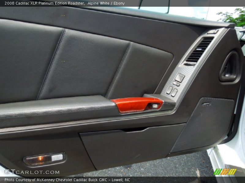 Door Panel of 2008 XLR Platinum Edition Roadster