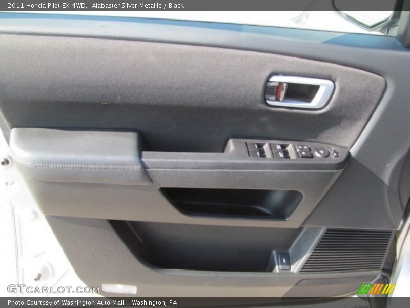 Alabaster Silver Metallic / Black 2011 Honda Pilot EX 4WD