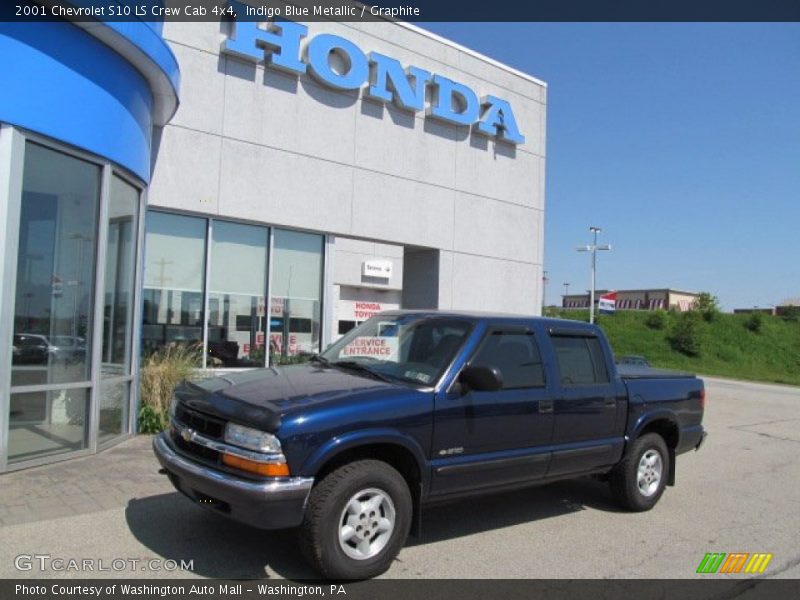 Indigo Blue Metallic / Graphite 2001 Chevrolet S10 LS Crew Cab 4x4