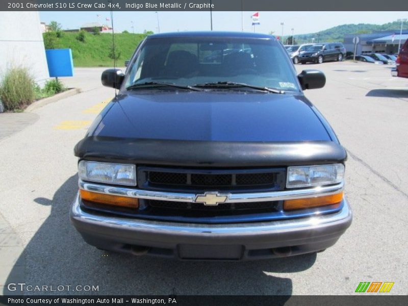 Indigo Blue Metallic / Graphite 2001 Chevrolet S10 LS Crew Cab 4x4